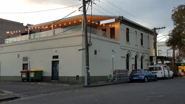 Retractable Roof UNION house Richmond 2